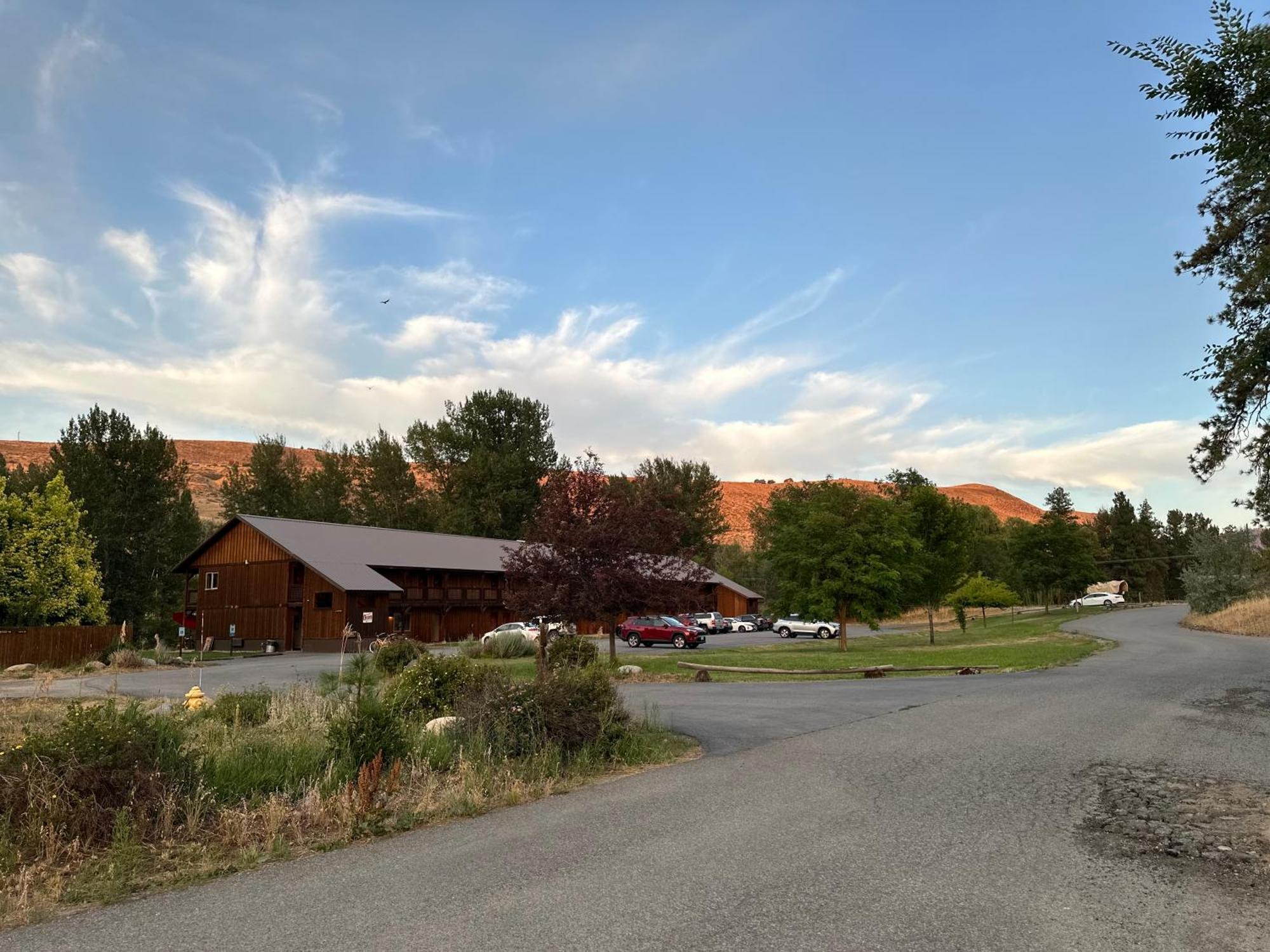 Methow River Lodge And Cabins وينثروب المظهر الخارجي الصورة
