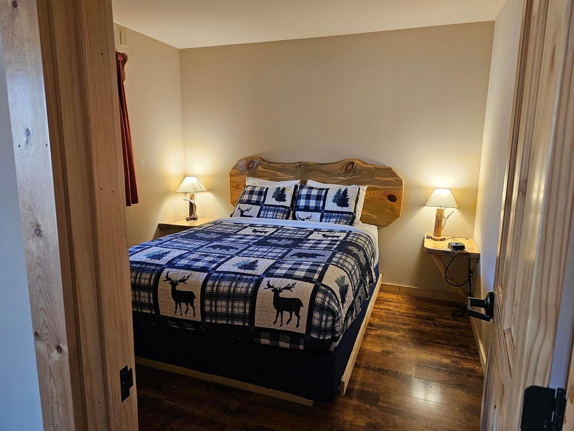 Methow River Lodge And Cabins وينثروب المظهر الخارجي الصورة