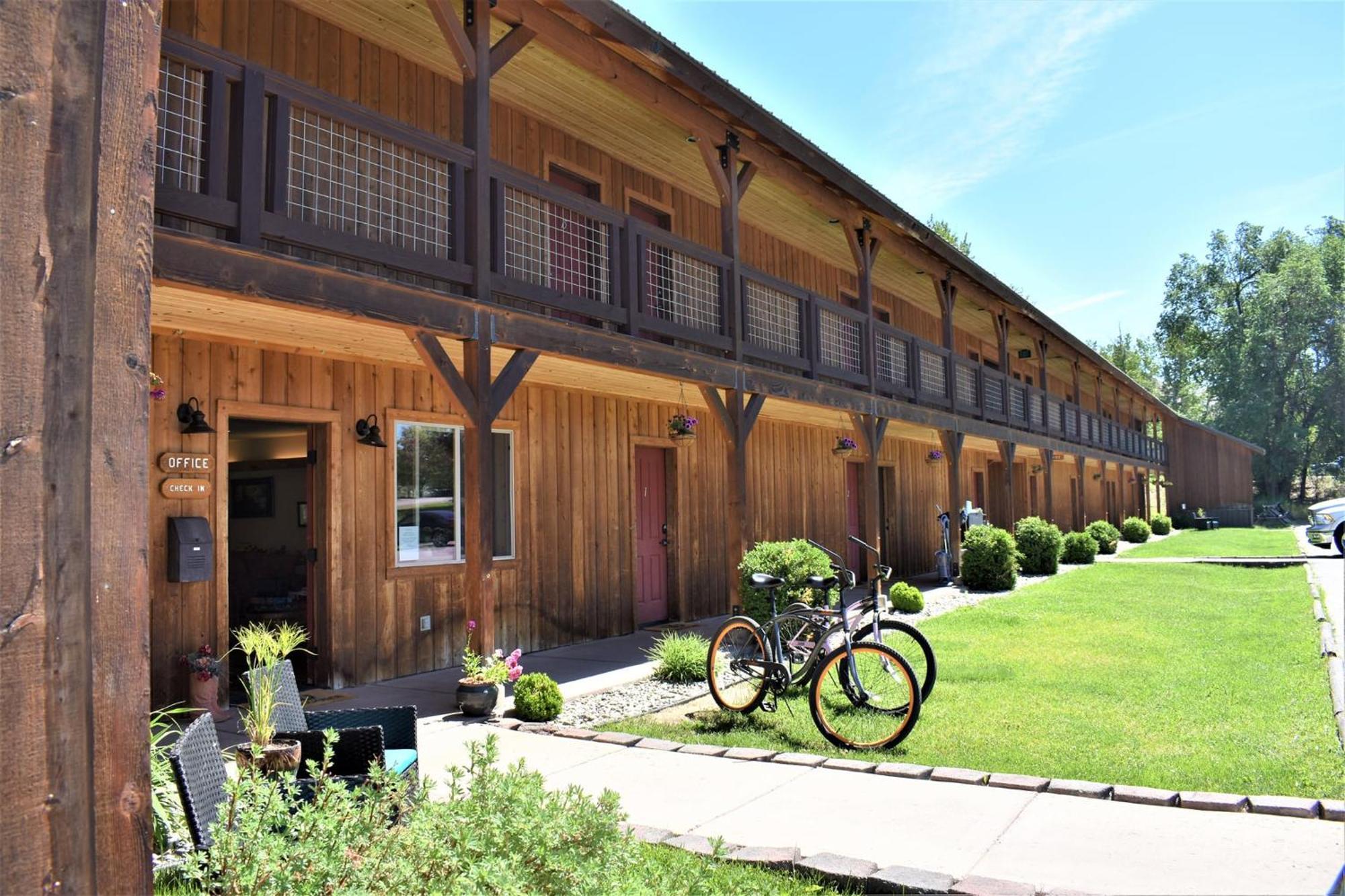 Methow River Lodge And Cabins وينثروب المظهر الخارجي الصورة