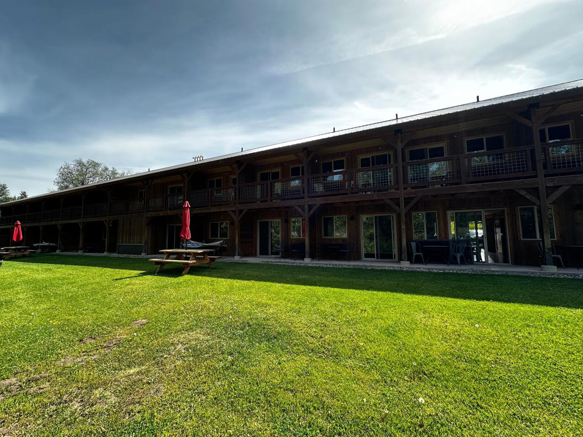 Methow River Lodge And Cabins وينثروب المظهر الخارجي الصورة