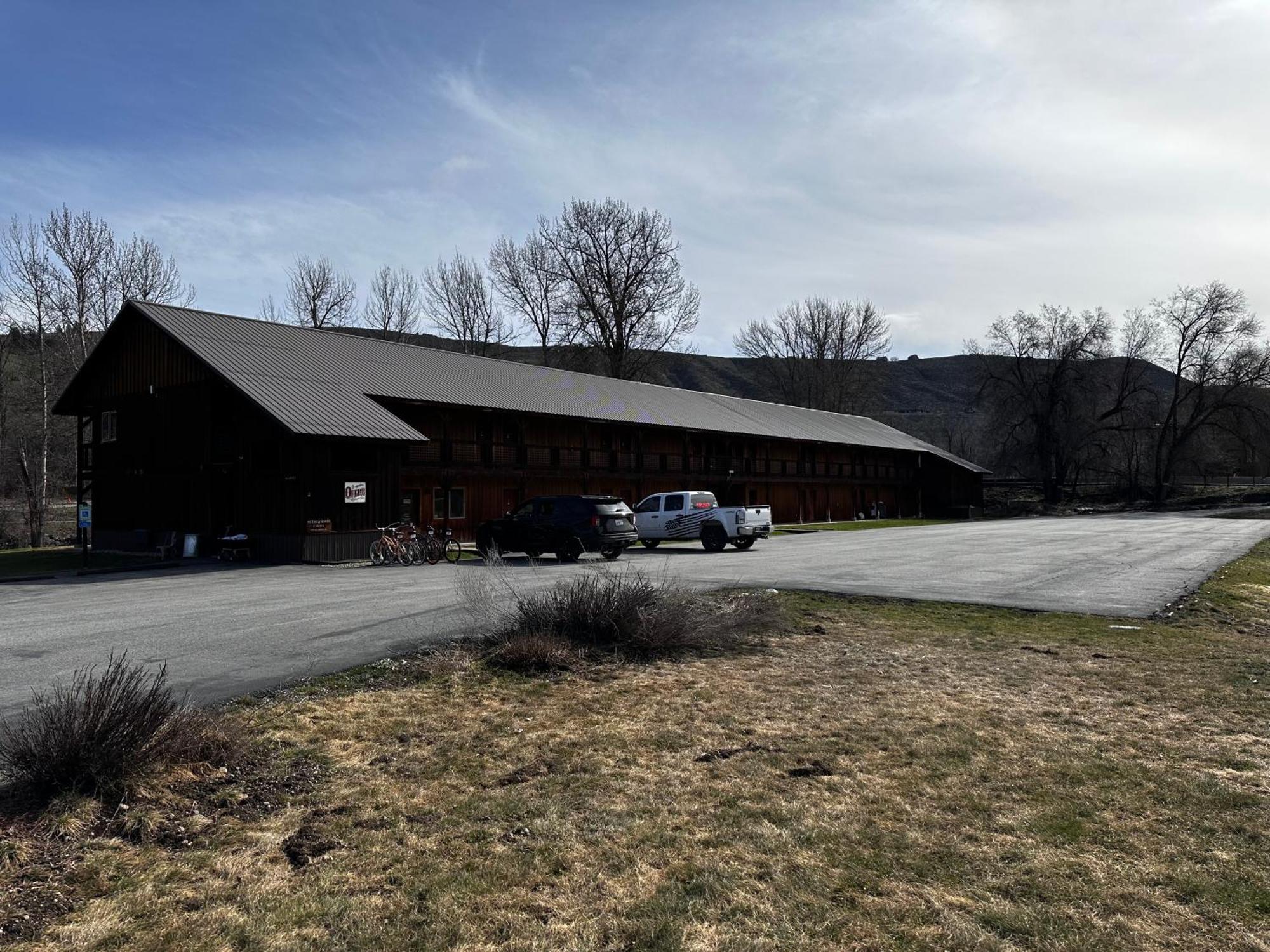 Methow River Lodge And Cabins وينثروب المظهر الخارجي الصورة