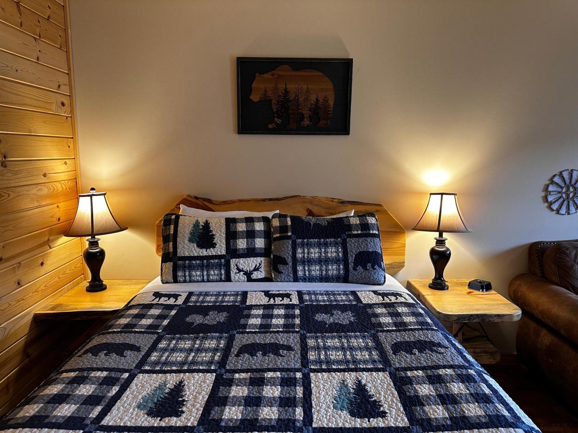 Methow River Lodge And Cabins وينثروب المظهر الخارجي الصورة
